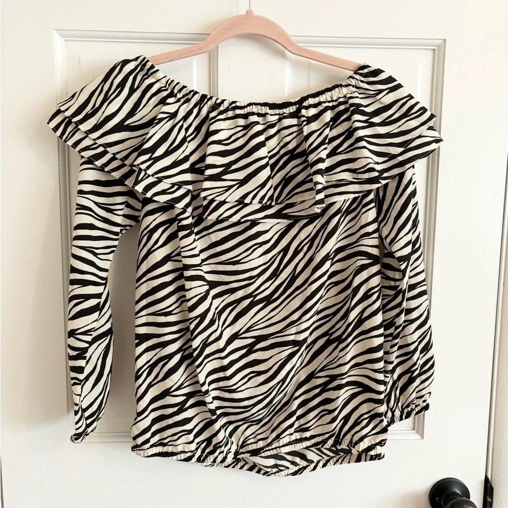 Michael Michael Kors tiger ruffle animal print top size XS new